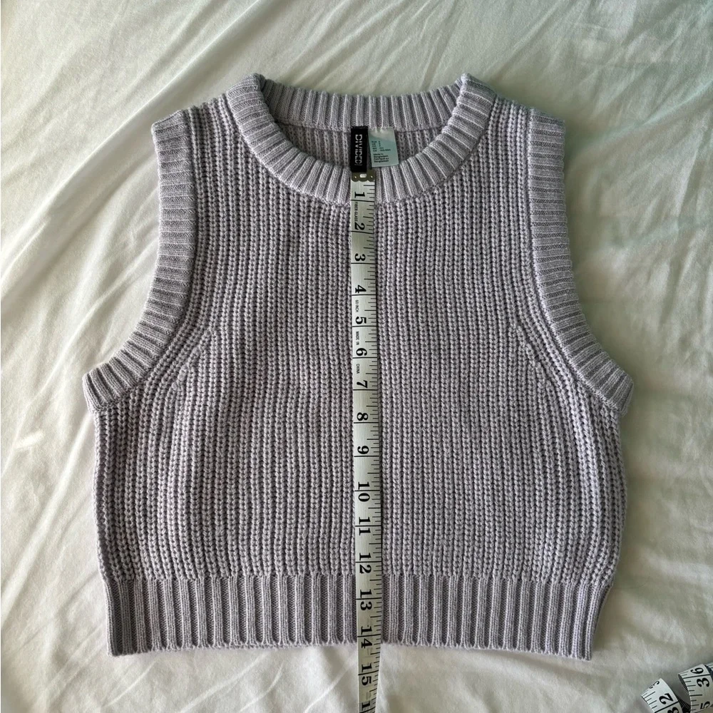 H&M Light Purple Knit Sweater Vest - Picture 7 of 8